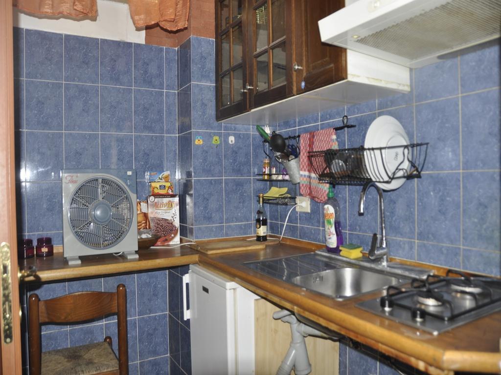 Cowsin House Apartment Rome Room photo